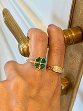 Load image into Gallery viewer, Malachite Clover Ring