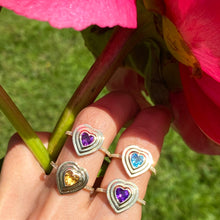 Load image into Gallery viewer, Halo Heart Ring