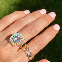 Load image into Gallery viewer, Petite Fleur Ring