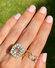 Load image into Gallery viewer, Petite Fleur Ring
