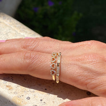 Load image into Gallery viewer, Pavé Diamond Pyramid Ring