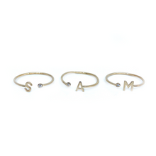 Load image into Gallery viewer, Single Diamond Initial Ring
