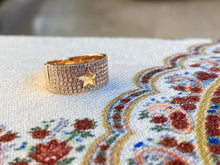 Load image into Gallery viewer, Star Silhouette Pinky Cigar Band